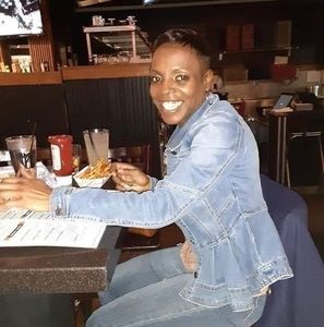 Meet your Posher, Monet